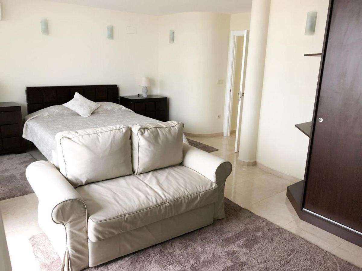 Apartamento El Eden Playa De Gandia Bagian luar foto