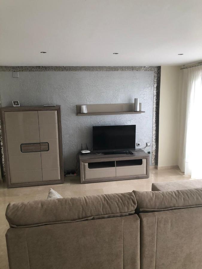 Apartamento El Eden Playa De Gandia Bagian luar foto