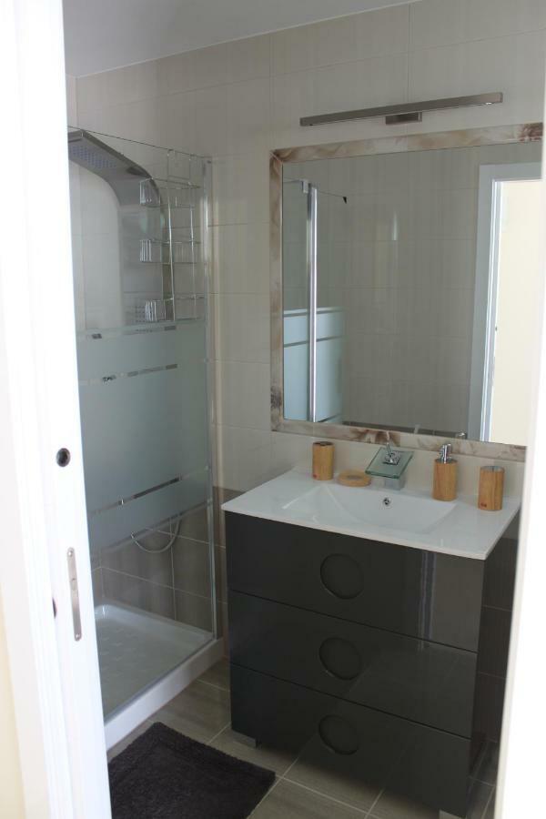 Apartamento El Eden Playa De Gandia Bagian luar foto