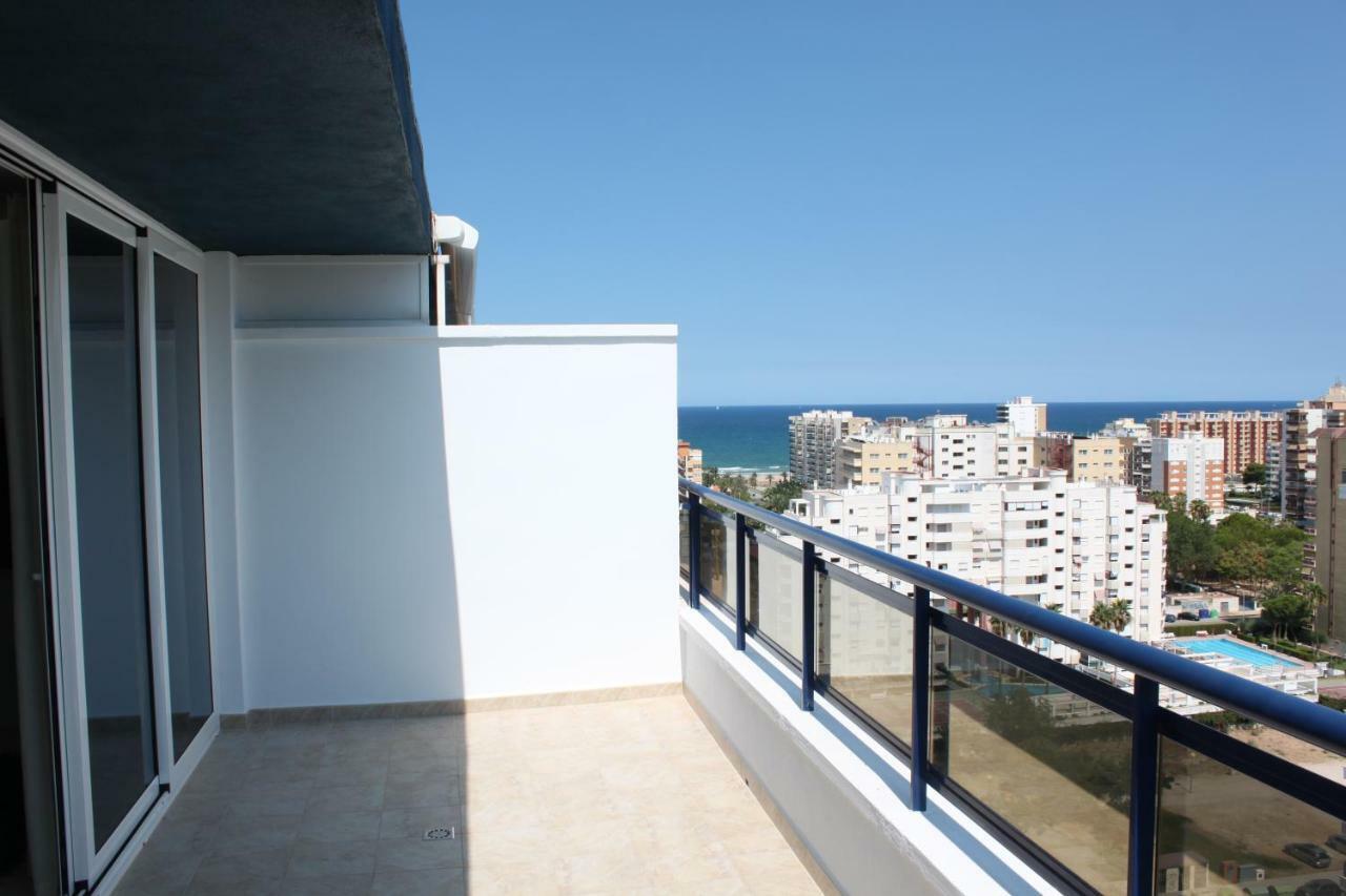 Apartamento El Eden Playa De Gandia Bagian luar foto