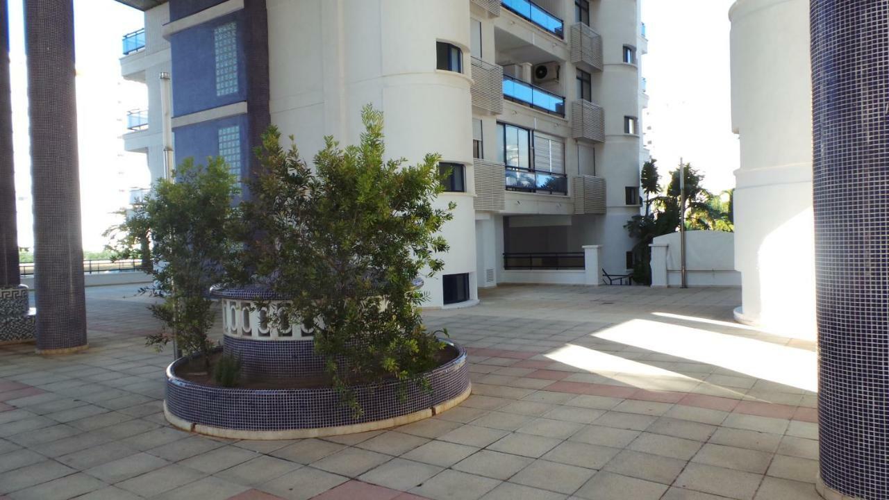 Apartamento El Eden Playa De Gandia Bagian luar foto